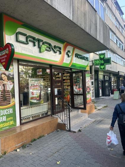 Spațiu comercial, de 75 mp, în Central