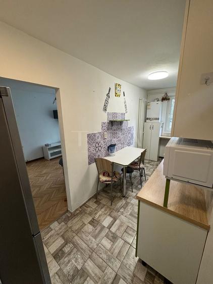 Apartament cu 2 camere semidecomandat, mobilat în Gheorgheni — fotografia 1