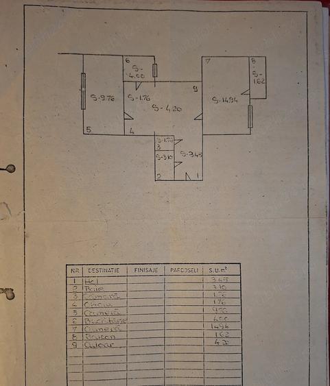 Apartament cu 2 camere decomandat în Titan