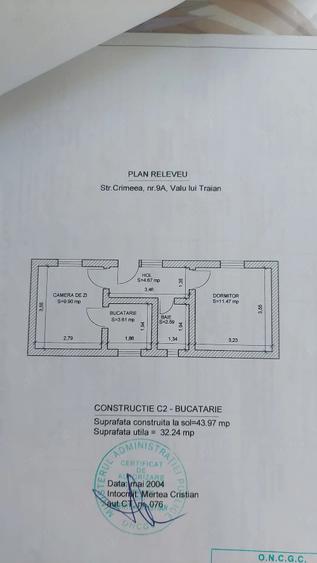 2 corpuri de casa, teren 988 mp, pot locui si 3 familii, la doar 1 min de centru, Valu lui Traian. - 1