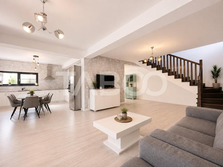 Duplex cu 5 camere cu Canalizare în Șelimbăr