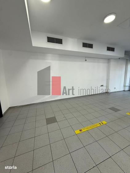 Spațiu comercial, de 241 mp, în 1 Mai