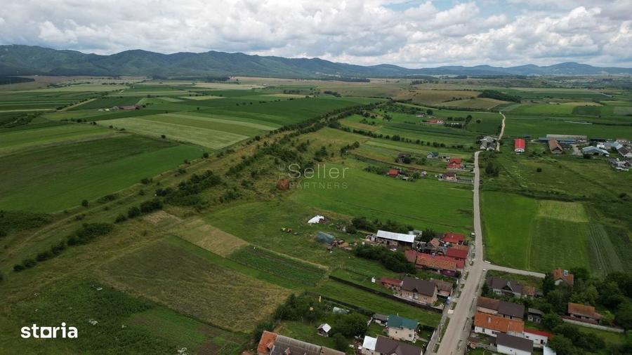 Spațiu comercial, în Rotbav