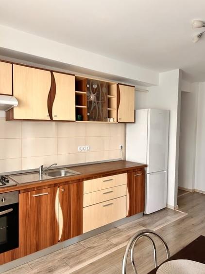 Apartament cu 3 camere semidecomandat în Șelimbăr