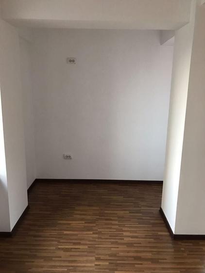 Birou, de 40 mp, în Iancului