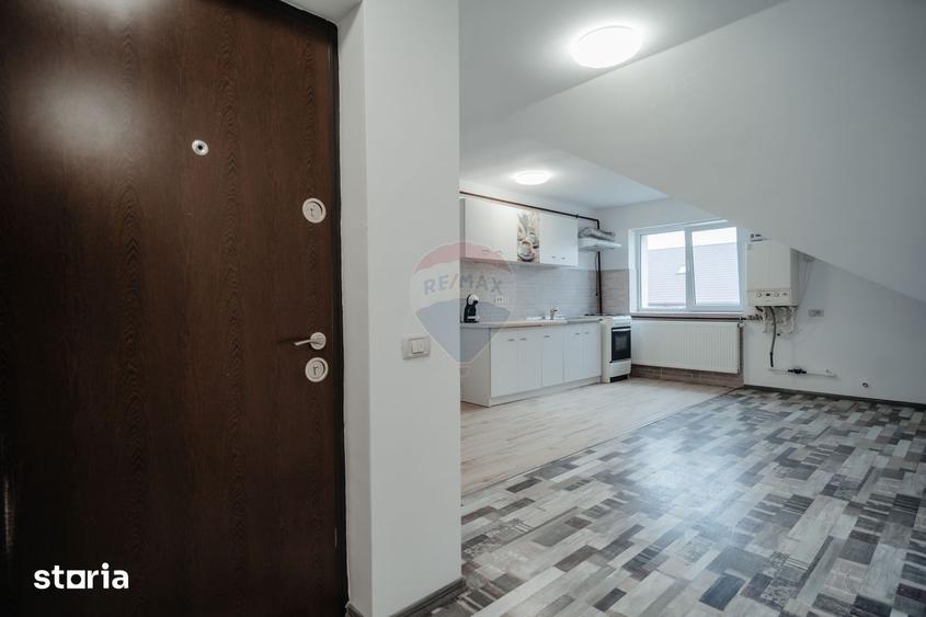 Apartament cu 3 camere, mobilat în Burdujeni