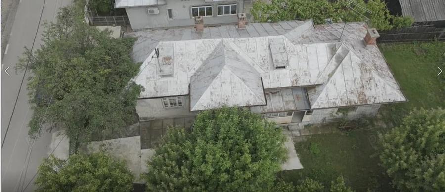 Casă cu 3 camere în Răzvad