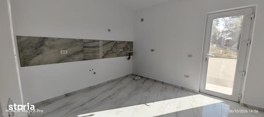 Casă cu 4 camere cu Teren 600 Mp în Valea Lupului