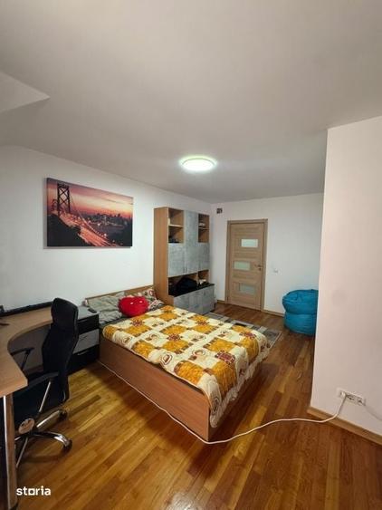 Casă cu 4 camere în Bună Ziua