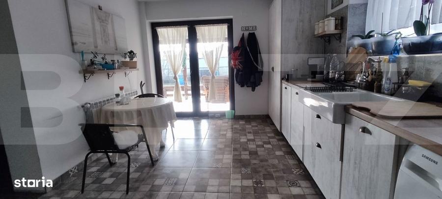 Casă cu 4 camere cu Teren 450 Mp în 1 Decembrie
