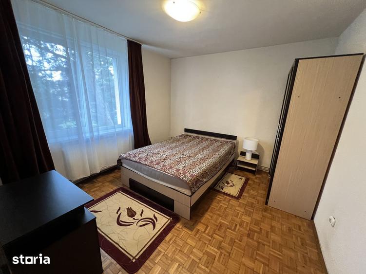 Apartament cu 3 camere decomandat în Calea Dumbrăvii