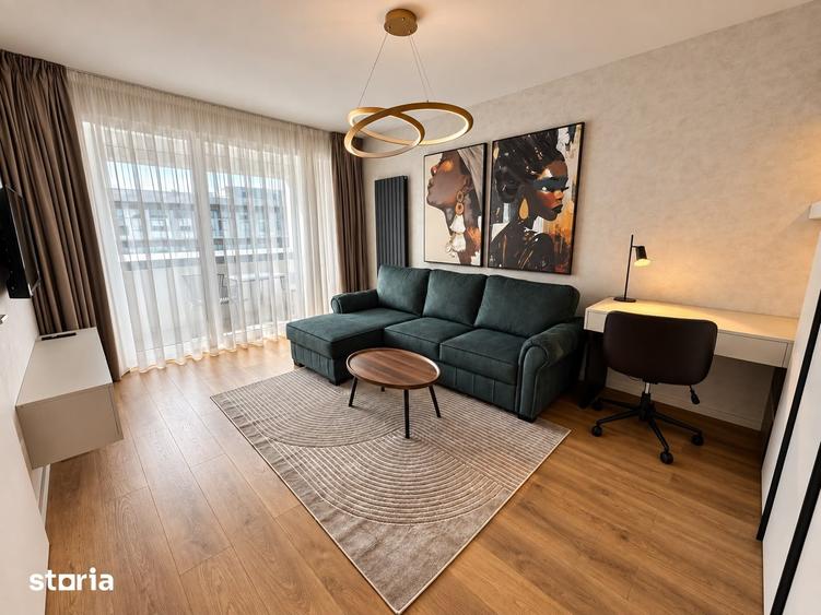 Apartament cu 2 camere decomandat în Tractorul