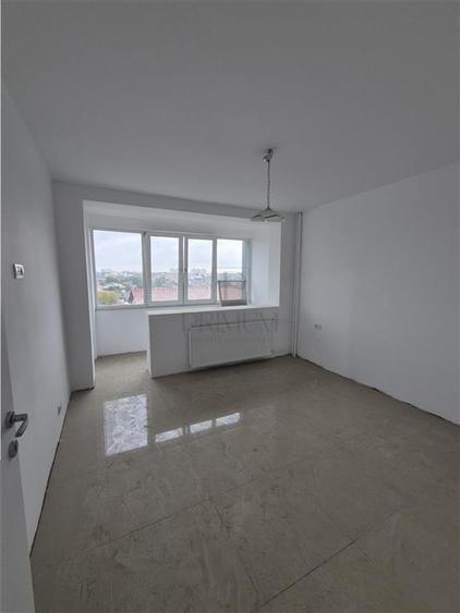 Apartament cu 2 camere decomandat în Dâmbovița