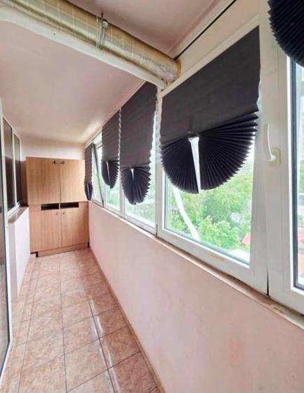 Apartament cu 2 camere decomandat în Basarabia