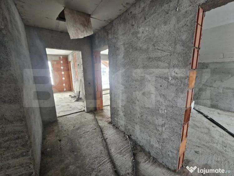 Casă cu 4 camere cu Teren 500 Mp în Jelna