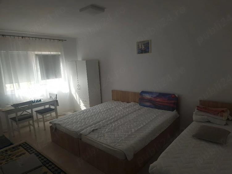 Apartament cu 2 camere decomandat, mobilat în Central