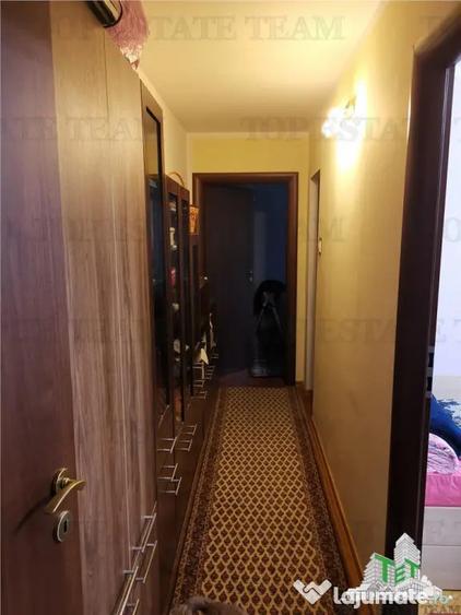 Apartament cu 3 camere decomandat, mobilat în Alexandru Obregia