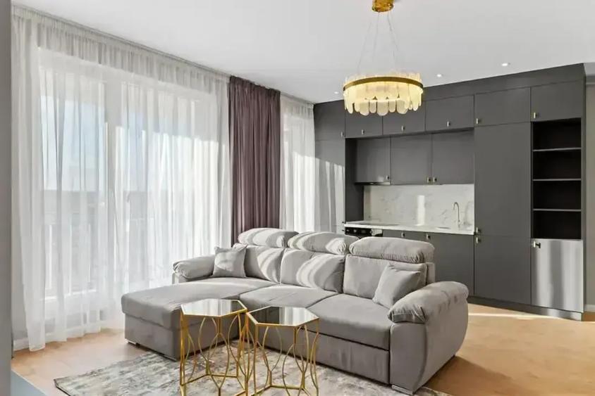 Apartament cu 2 camere semidecomandat în Exterior Est