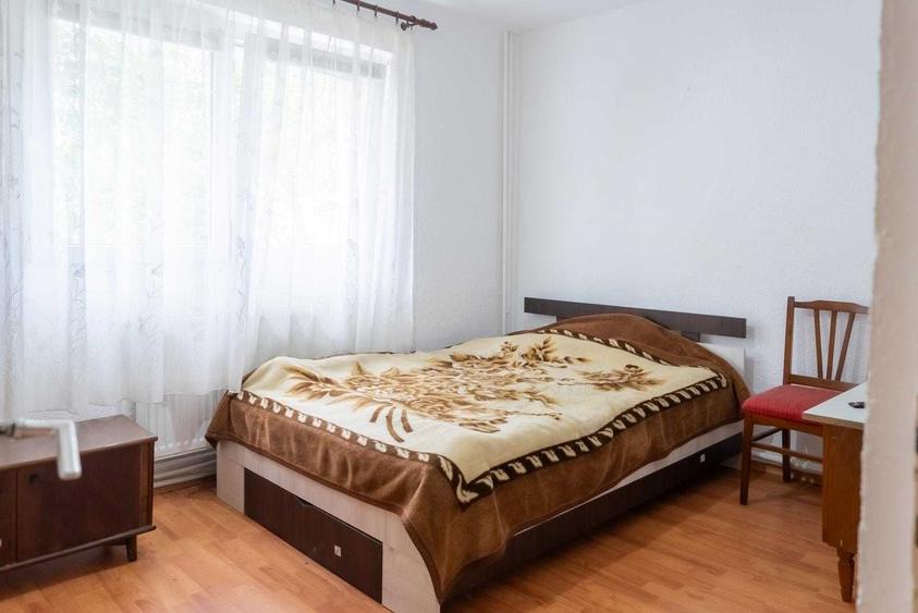 Apartament cu 2 camere semidecomandat în Exterior Vest