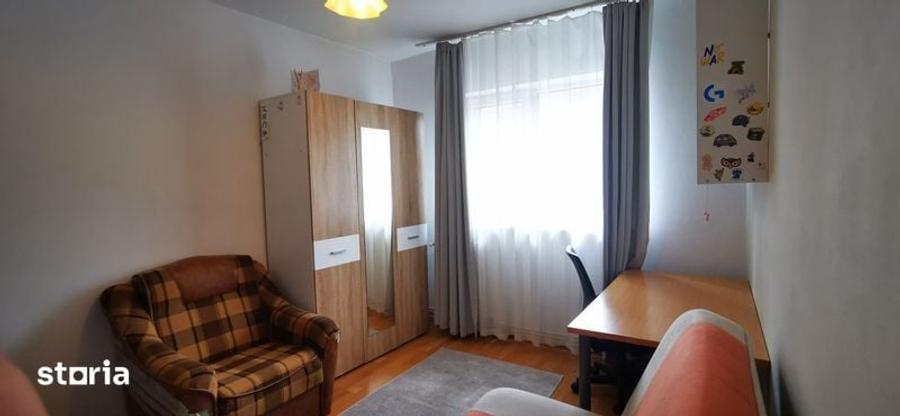 Apartament cu 3 camere decomandat în Mărăști