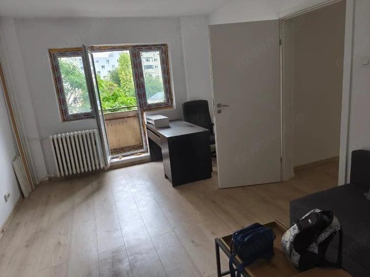 Apartament cu 2 camere, mobilat în Central