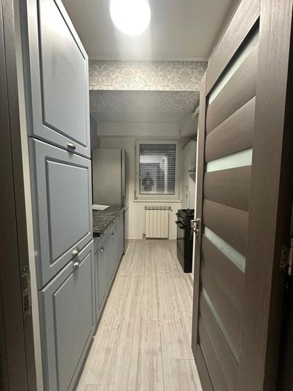 Apartament cu 2 camere semidecomandat, mobilat în Aurel Vlaicu