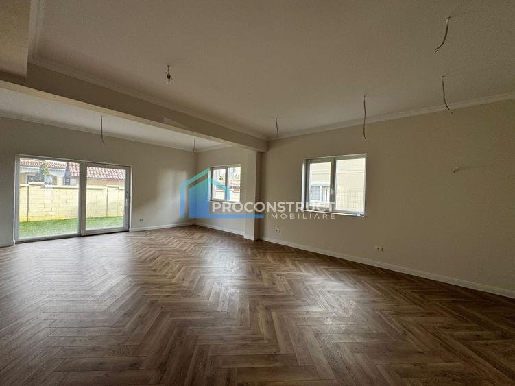 Duplex cu 4 camere cu Canalizare în Dumbrăvița