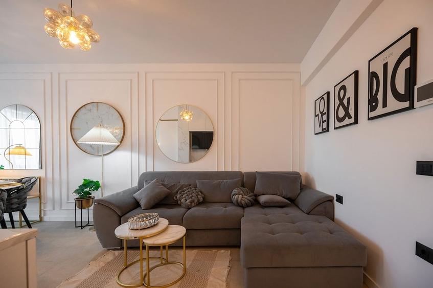 Apartament cu 2 camere decomandat în Mamaia-Sat