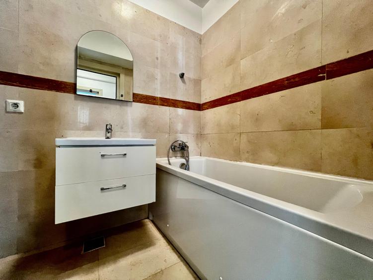 Apartament cu 2 camere semidecomandat în Popas Păcurari