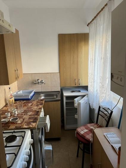 garsoniera in bloc de apartamente strand str bihorului et 1 - 5