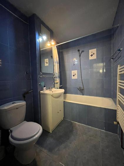 Apartament cu 4 camere decomandat, mobilat în Câmpia Turzii
