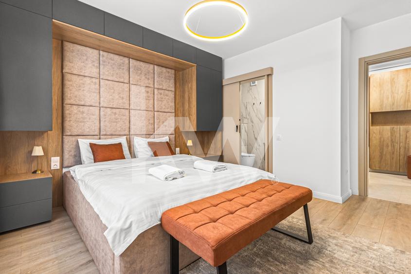 Apartament cu 3 camere decomandat, mobilat în Tractorul