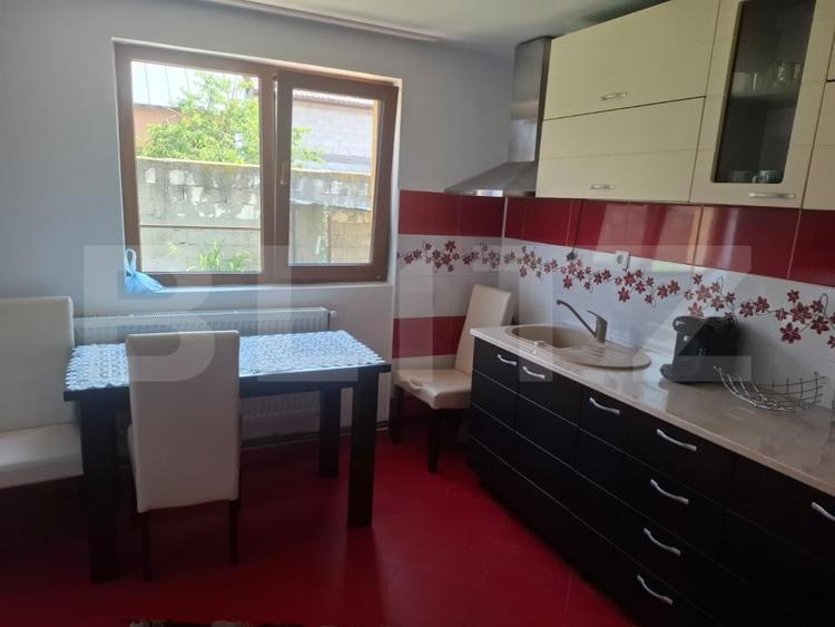Casă individuală cu 6 camere cu Canalizare în Prepeliac