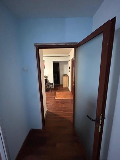 Apartament cu 2 camere decomandat în CET