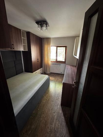 Apartament cu 4 camere decomandat în Ostroveni