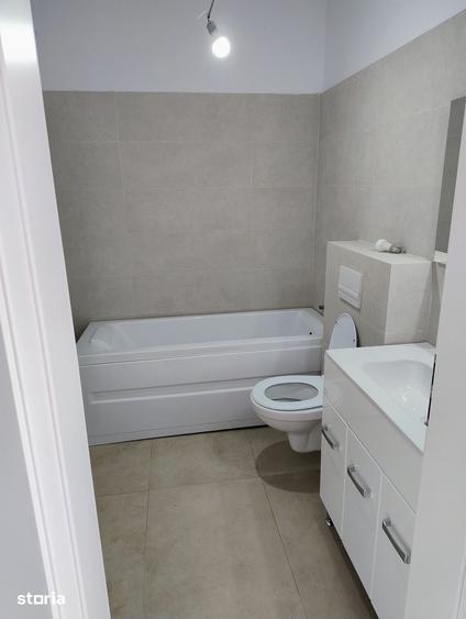 Casă cu 4 camere cu Teren 170 Mp în Brănești