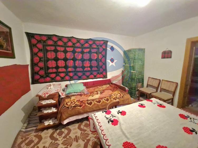Casă cu 3 camere cu Teren 900 Mp în Scăești