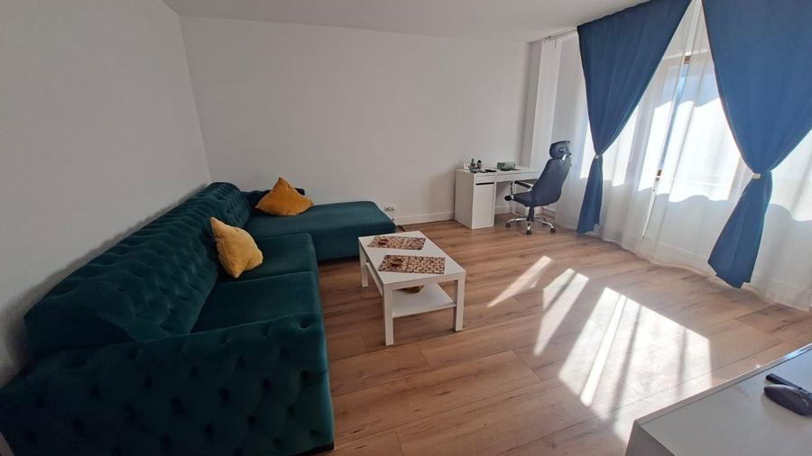 Apartament cu 2 camere decomandat în Exterior Vest