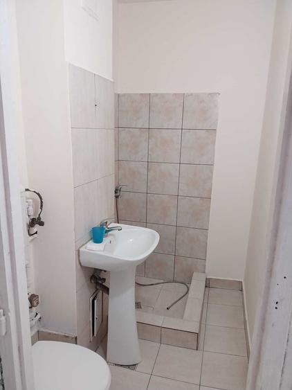 Apartament cu 2 camere semidecomandat în Sâncraiu