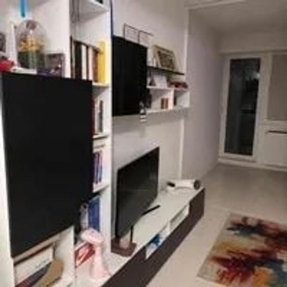 Garsonieră în Apărătorii Patriei