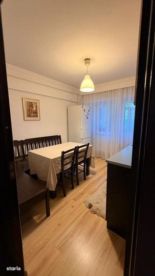 Apartament cu 4 camere în Traian