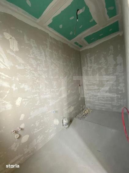 Casa moderna si luminoasa, cu spatii vitrate generoase, 610mp teren, 1 - 2