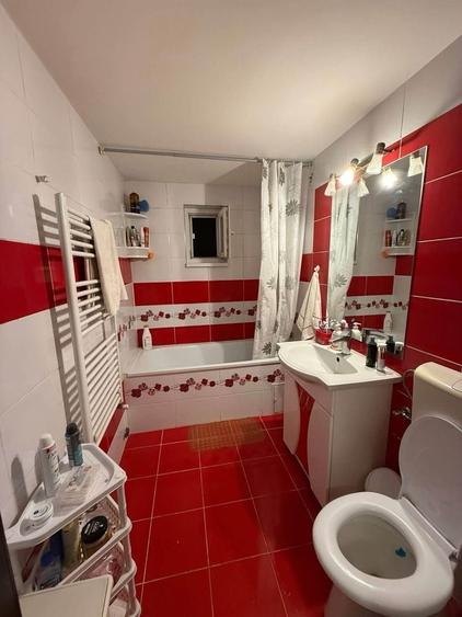 Apartament cu 2 camere decomandat în Exterior Vest