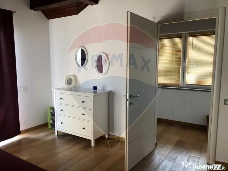 Casă cu 5 camere cu Teren 700 Mp în Tăuții de Sus