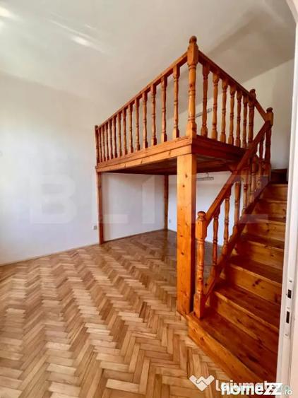 Garsonieră decomandată în Central