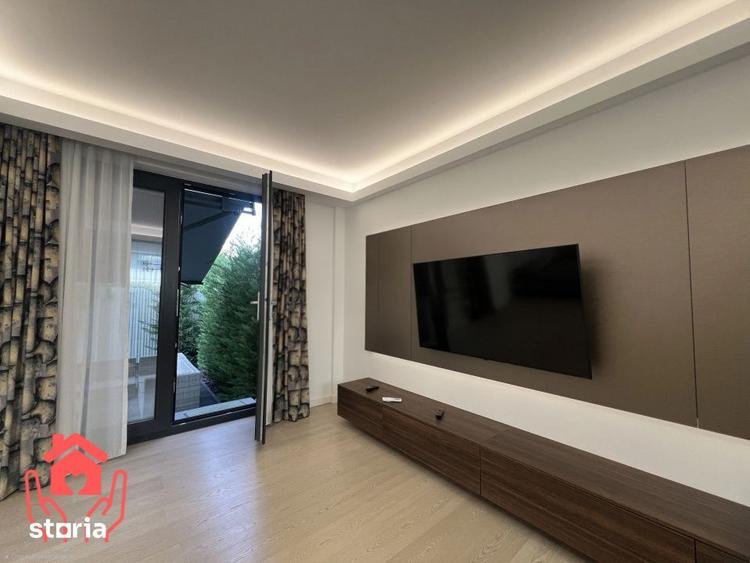 Casă cu 5 camere cu Teren 500 Mp în Sisești