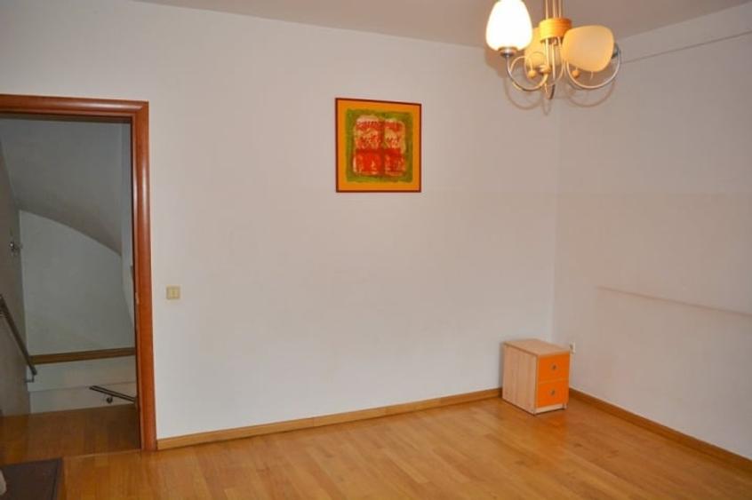Casă cu 4 camere cu Teren 60 Mp în Unirii