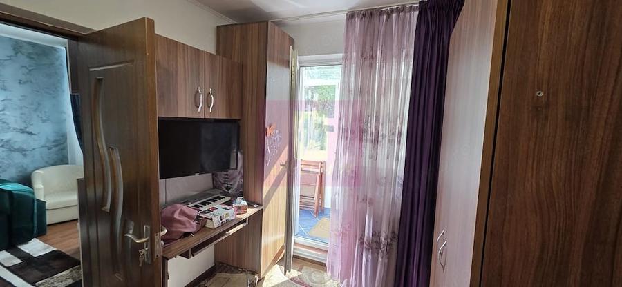 Apartament cu 2 camere semidecomandat în Est