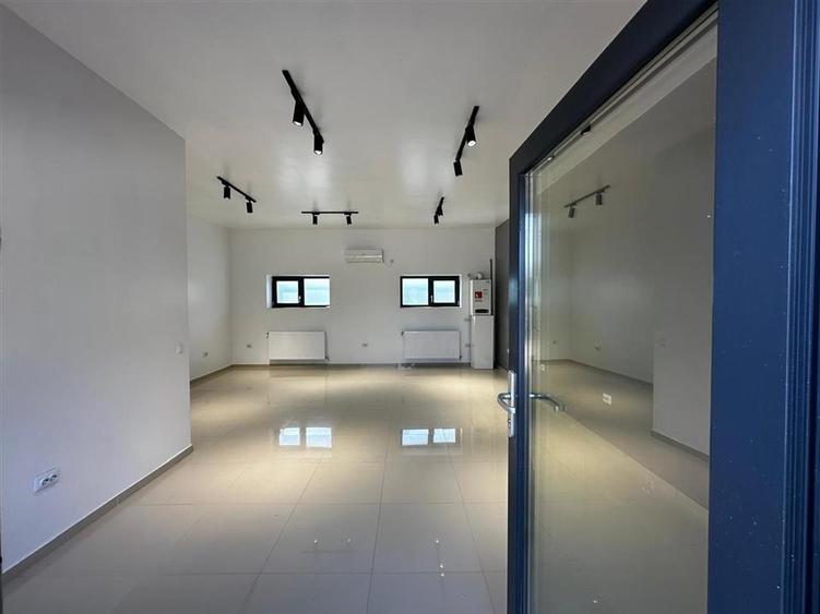 Spațiu comercial, de 36 mp, în Păcurari