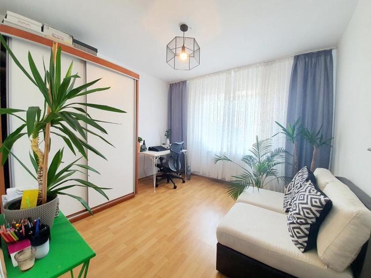 Apartament cu 3 camere decomandat în Vitan Mall